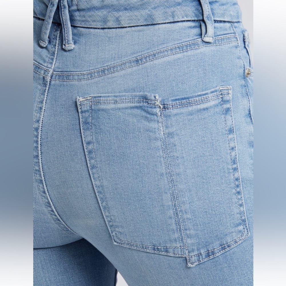 Good American good legs split back pocket flare leg Denim Jeans - Picture 5 of 10